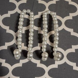 2PCS Elegant Beaded Pearl Car Hooks For Purses & Bag